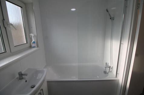 Exning Road, London, E16 photo 4
