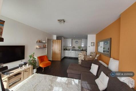 Living Room &amp; Kitchen