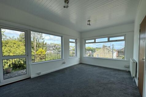 Dunstan Close, Penryn photo 3