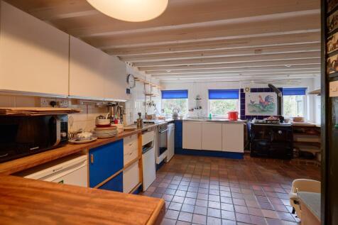 Kitchen/Dining