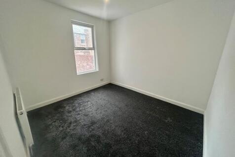 Canon Road, L6 photo 5
