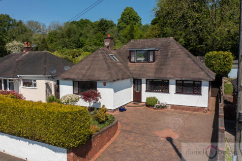 31 Campbell Avenue-73