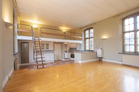 1 Royal Patriotic Building 001.jpg