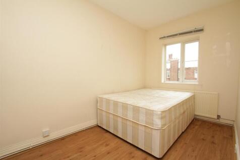 Gilda Court, Mill Hill, London, NW7 photo 4