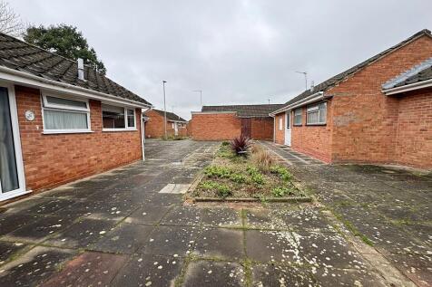 Front courtyard a...