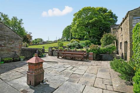 Storr Hall Farm.28.Photoneg.co.uk.jpg