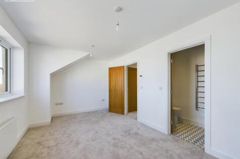 Sands or Coral bedroom 1 ii.jpg