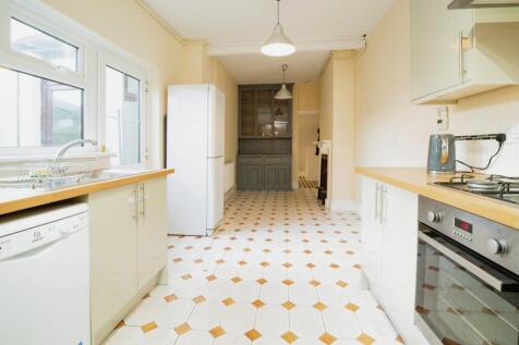Axminster Road, Penylan, Cardiff, CF23 photo 4
