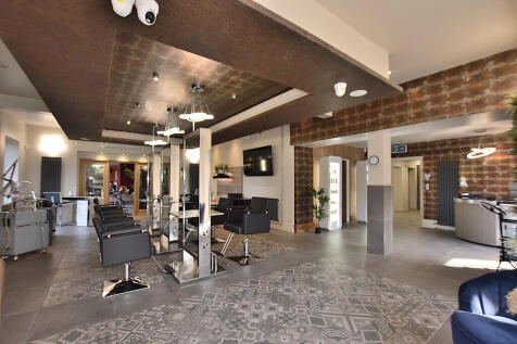 Commercial Property to rent Image 4