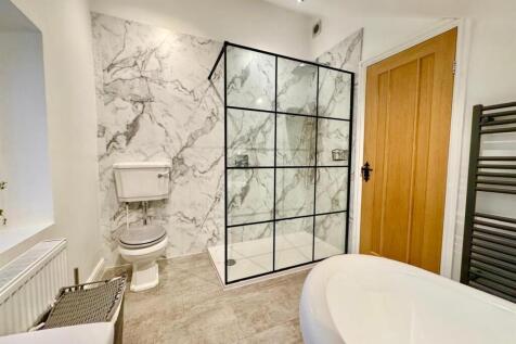 PHOTO-2025-11-17-21-42-16 (2).jpg