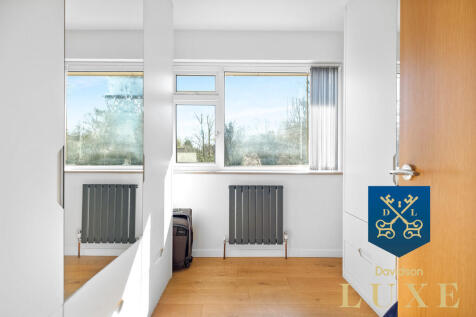 Logo Luxe (12 of ...