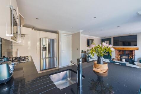 11 Reins Croft-33.jpg