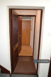 Lobby/Hallway