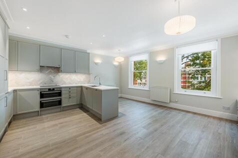 Flat 3, 130a Chiswick High Road (2).jpg