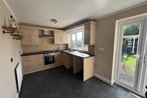 Sharnbrook Drive, Rugeley, Staffs, WS15 photo 5