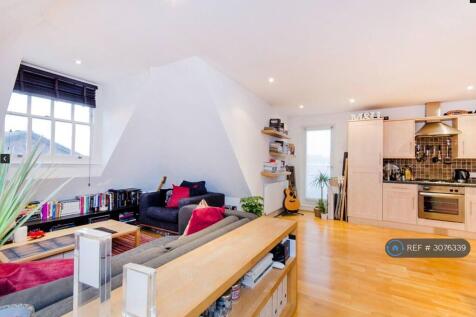 Streatham High Road, London, SW16 photo 5