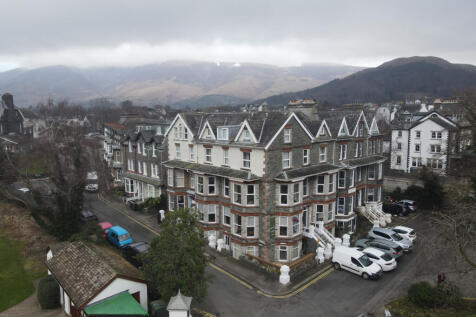 15 bed guest house with owner/staff accommodation