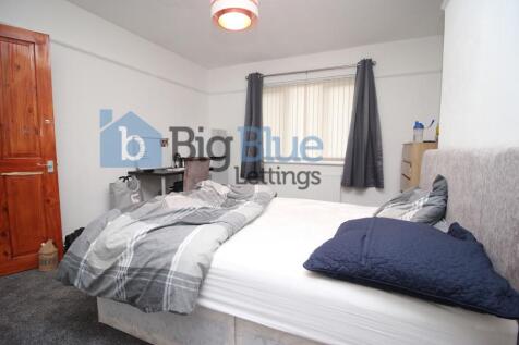 Becketts Park Crescent, Leeds, West Yorkshire, LS6 photo 3