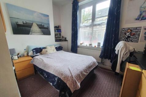 Rhymney Street, Cathays,  photo 3