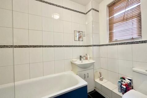 Bathroom.jpeg
