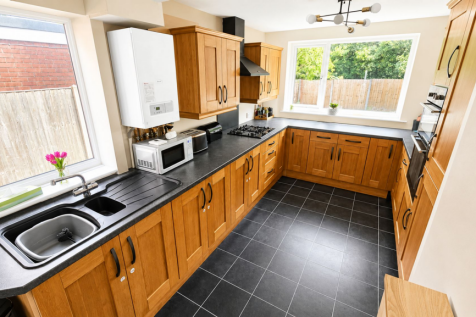 Bridge Road, Doncaster, DN4 photo 5