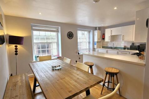 Dining area.jpg
