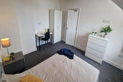 Room 6 (5)