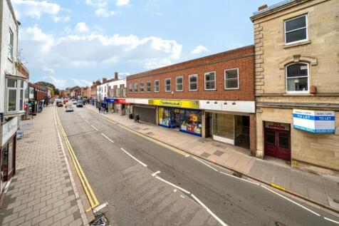 1350621-3-68c2cbde15423