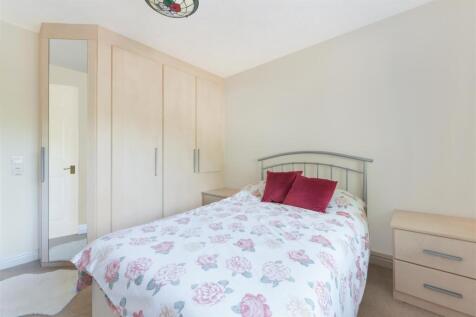 MEADOW COURT (12).jpg