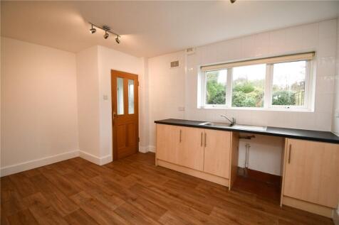 Kingsley Avenue, Eastham, Wirral photo 3