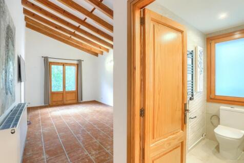 Bedroom 5 with en su