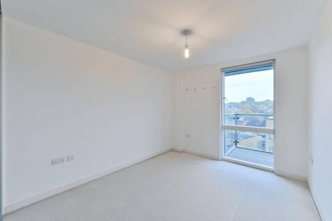 London, SE13 - property photo