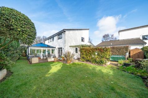 10 Manor Way 29