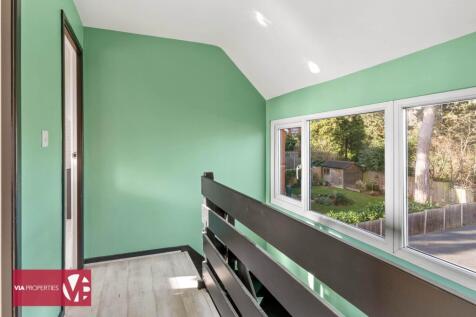 50 Briscoe Road Hoddesdon EN11 9DG via properties estate letting