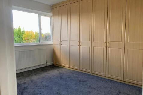 Howard Drive, Old Whittington, S41 photo 3