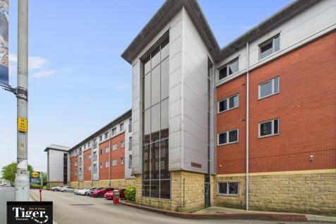 CAM02176G0-PR0565...