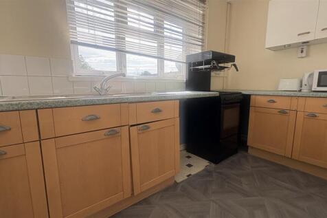 Roosevelt Drive, Coventry photo 3