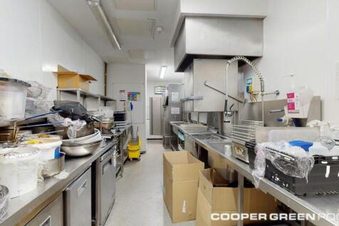 Talbot House Unit 1 Kitchen 2.jpg