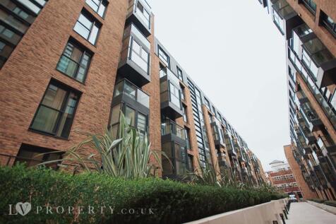 1-bed flat on St. John's Walk, Birmingham, West Midlands, B5, £975/mo