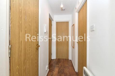 Ambassador Square, Isle of dogs,London, E14  photo 4