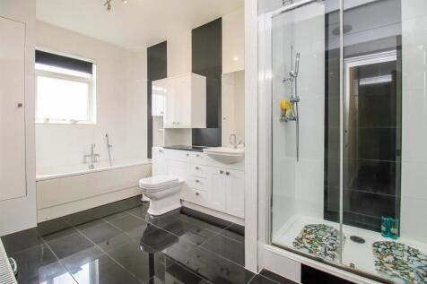 HOUSE BATHROOM/W.C.