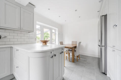 1294798-6-682f0e2...