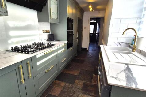 24ft Kitchen