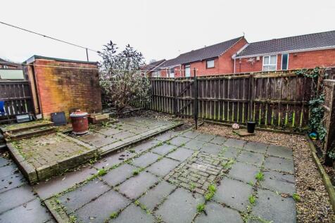 Rear Garden Pic 2.
