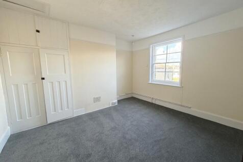 South Terrace, Littlehampton, BN17 photo 3
