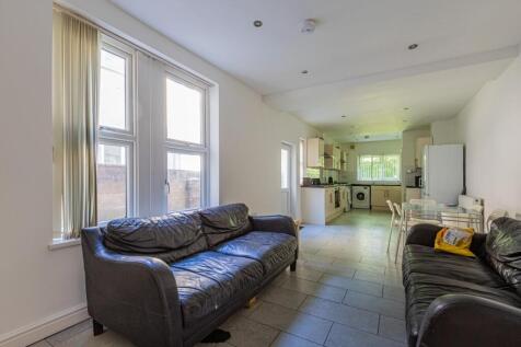 Colum Road, Cathays photo 3