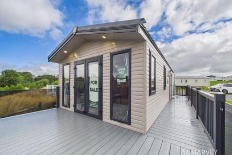 Sunseeker Sandgate Exterior Decking Bowland Fell H