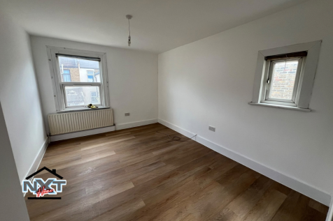 St Georges Road, Leyton, Waltham Forest photo 4