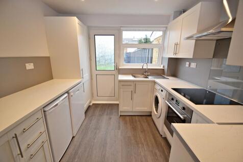 Chandlers Ford photo 4