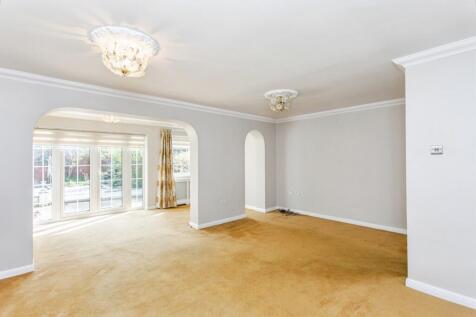 Reception/Dining Rm